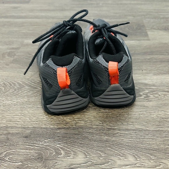 Merrell Men's Edje 3 Hiking Shoes in Gray and Orange Size 7.5 - Picture 2 of 9